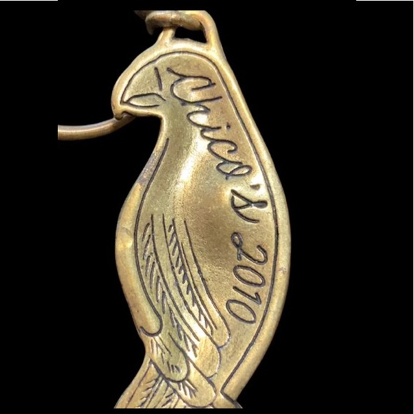 Chico’s brass tone and crystal parrot key holder - Picture 3 of 7